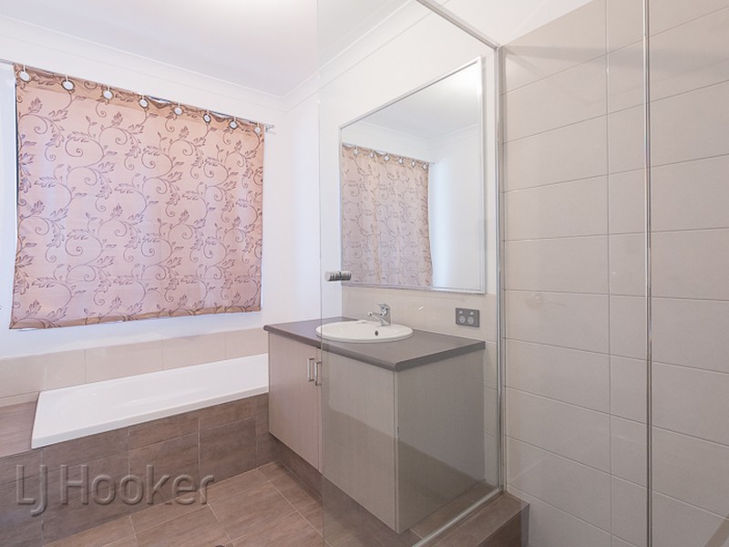 14 Rotsee Place, Champion Lakes WA 6111