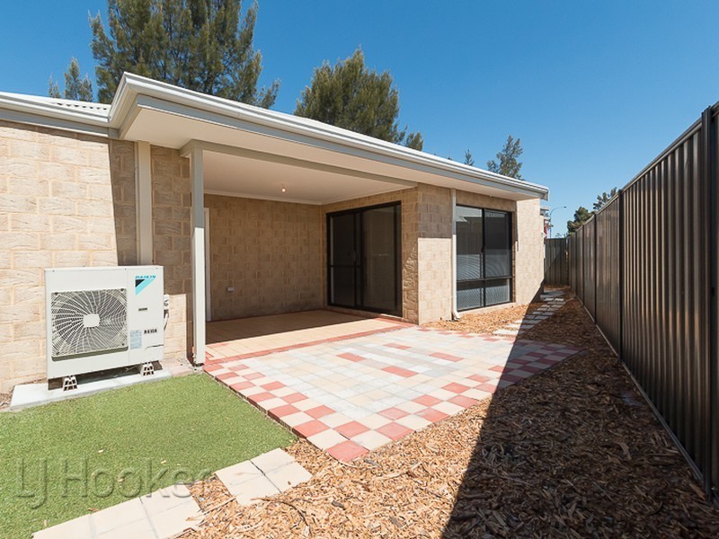 14 Rotsee Place, Champion Lakes WA 6111
