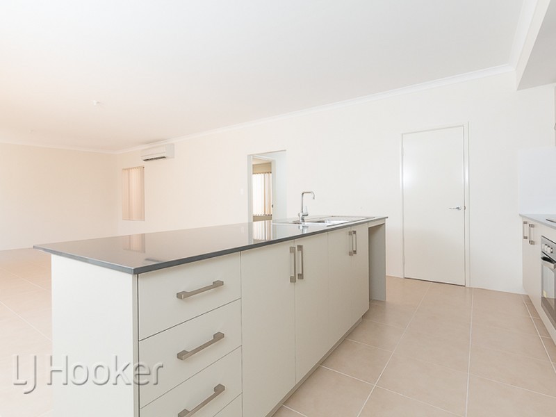 8A Halstead Street, Hamilton Hill WA 6163