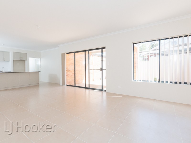 8A Halstead Street, Hamilton Hill WA 6163