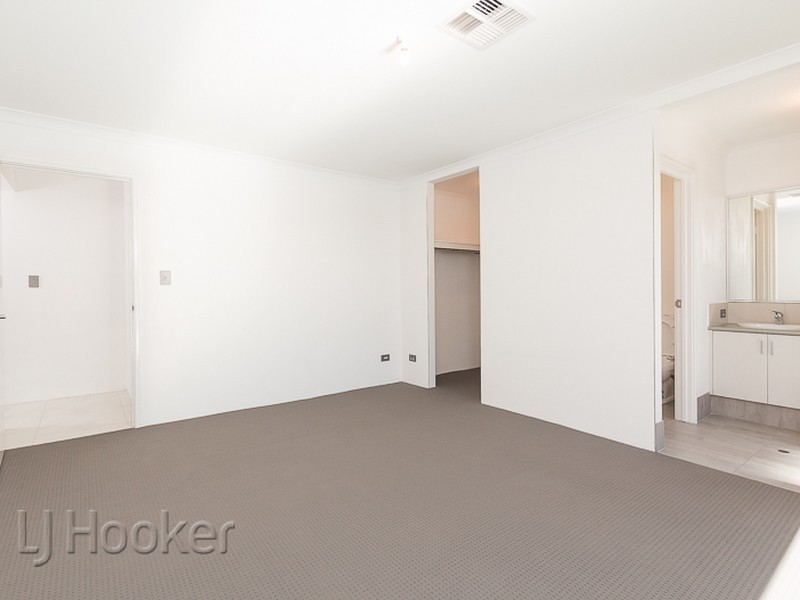 14A Rotsee Place, Champion Lakes WA 6111
