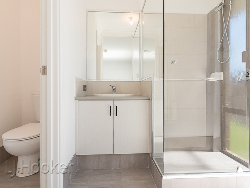14A Rotsee Place, Champion Lakes WA 6111