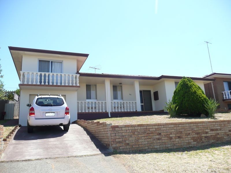 96 Phoenix Road, Hamilton Hill WA 6163