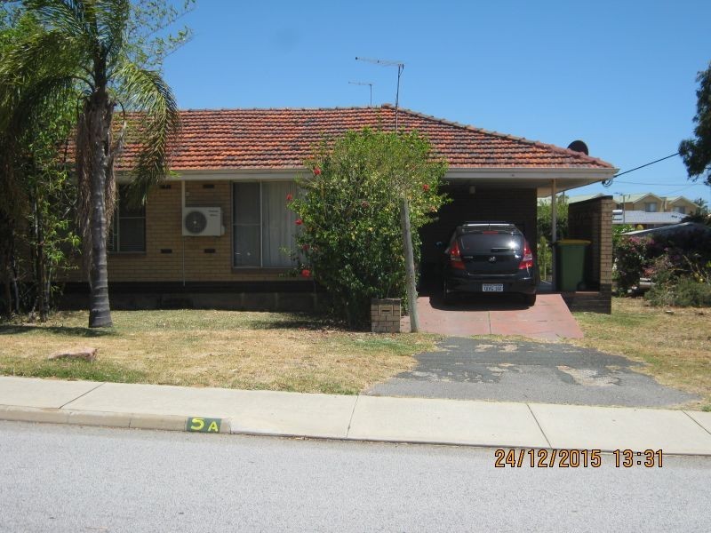 5A Ely St, Hamilton Hill WA 6163