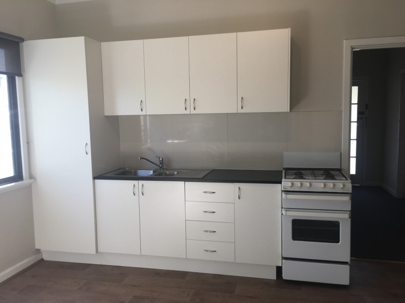 33 Bawdan Street, Willagee WA 6156