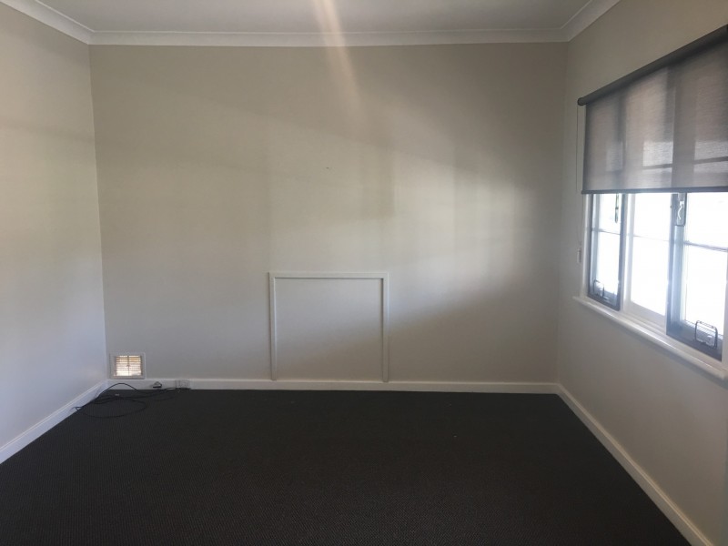 33 Bawdan Street, Willagee WA 6156