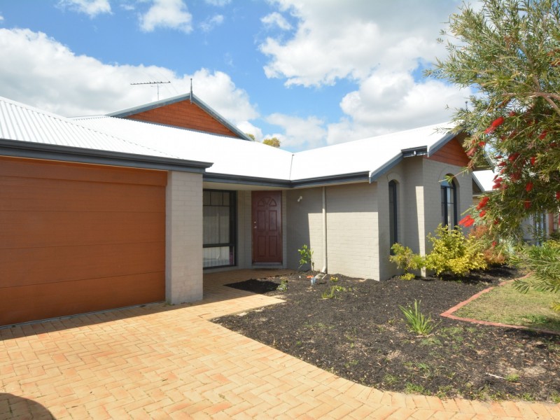 14 Aparri Way, Port Kennedy WA 6172
