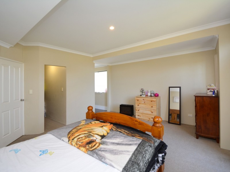 14 Aparri Way, Port Kennedy WA 6172