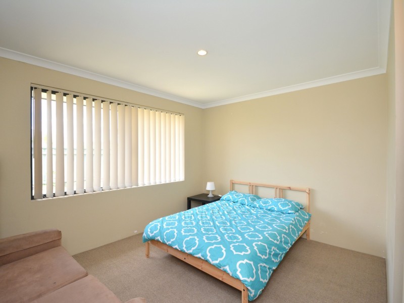 14 Aparri Way, Port Kennedy WA 6172