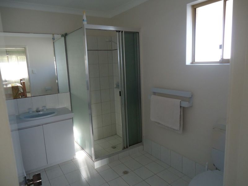 11 Hocking Place, Coogee WA 6166