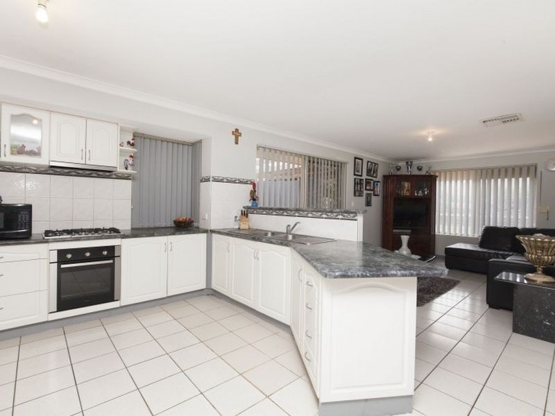 14 Conigrave Road, Yangebup WA 6164