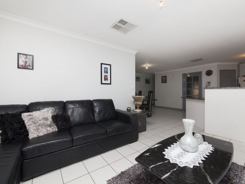 14 Conigrave Road, Yangebup WA 6164