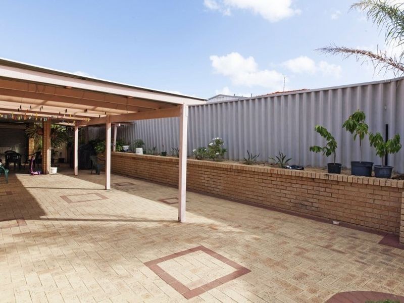 14 Conigrave Road, Yangebup WA 6164