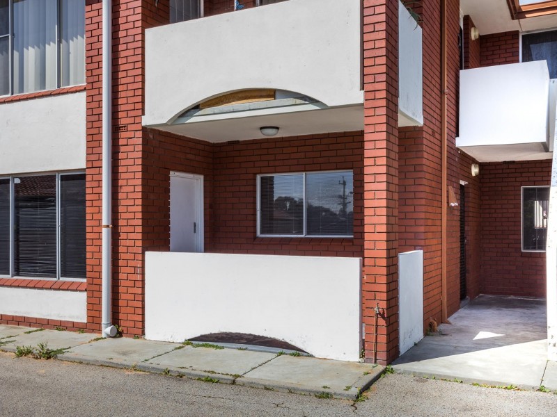 Unit 8/60 Forrest Road, Hamilton Hill WA 6163