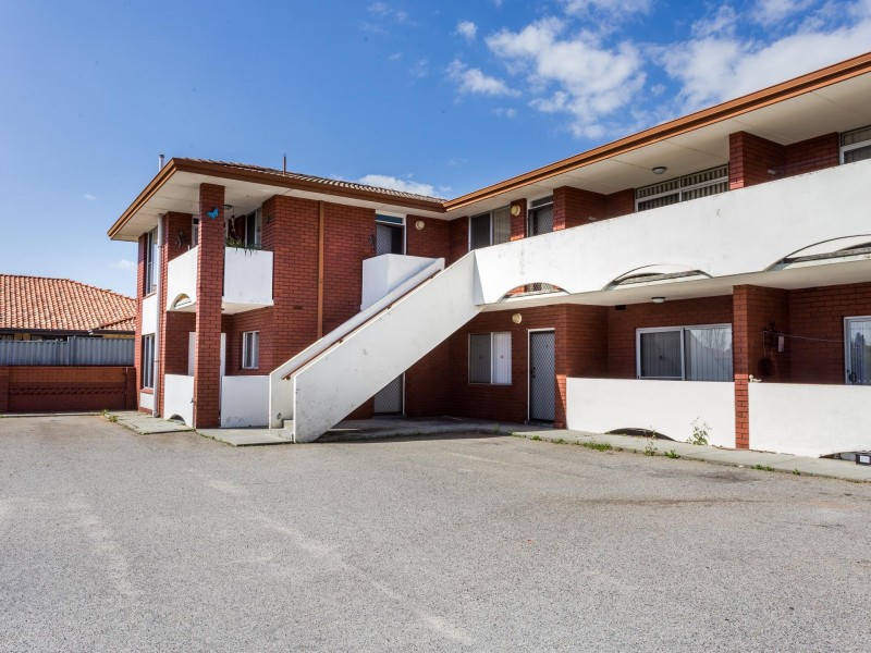 Unit 8/60 Forrest Road, Hamilton Hill WA 6163