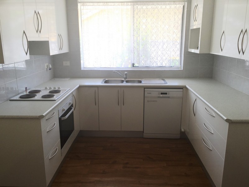 30 Simons Street, Coolbellup WA 6163