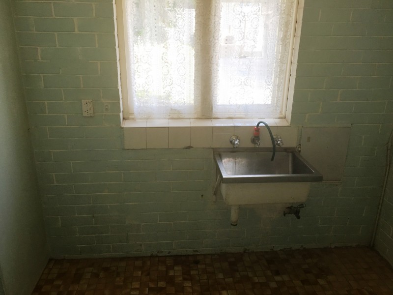 30 Simons Street, Coolbellup WA 6163