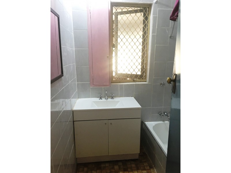 30 Simons Street, Coolbellup WA 6163