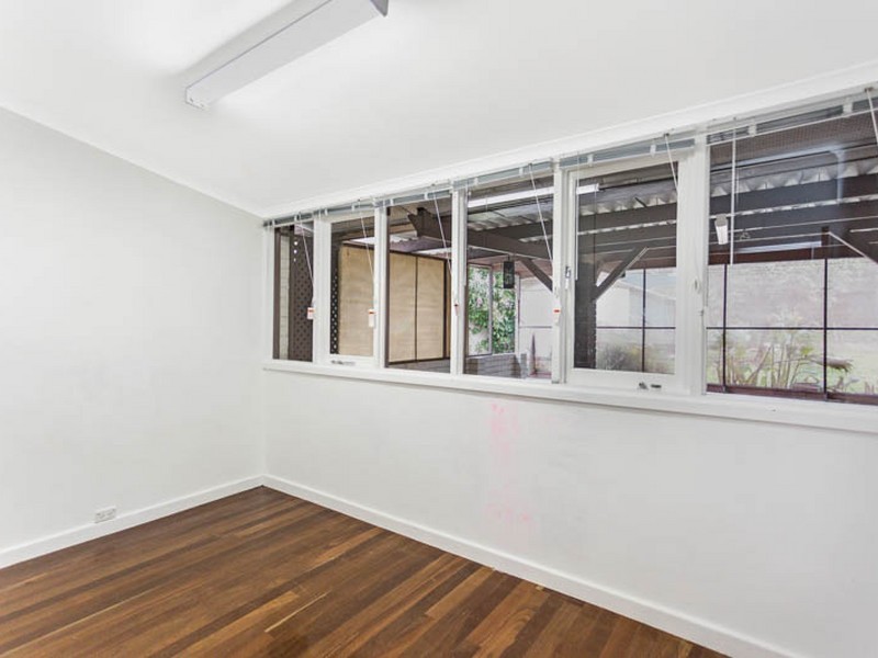 29 Romeo Rd, Coolbellup WA 6163