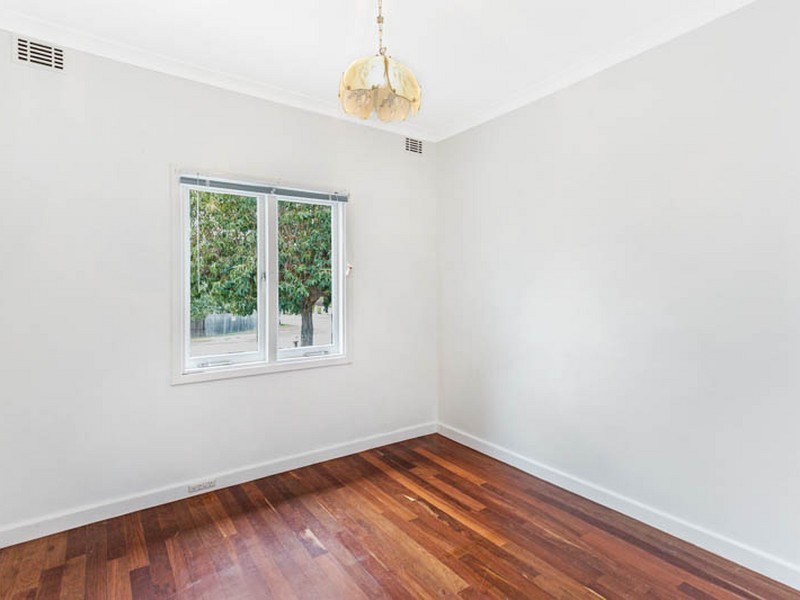 29 Romeo Rd, Coolbellup WA 6163