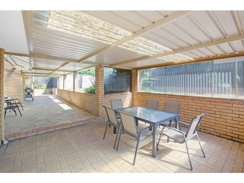 116 Le Souef Drive, Kardinya WA 6163