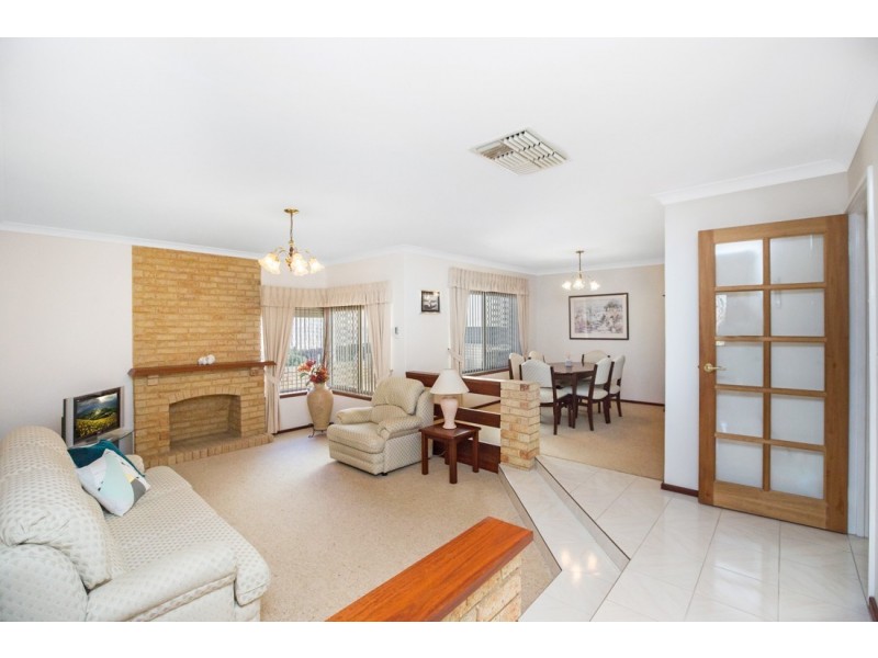 116 Le Souef Drive, Kardinya WA 6163