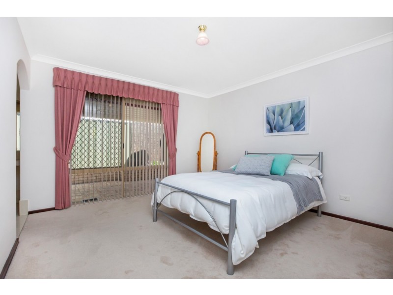 116 Le Souef Drive, Kardinya WA 6163