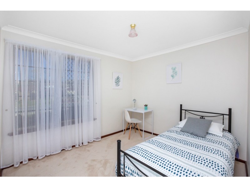 116 Le Souef Drive, Kardinya WA 6163