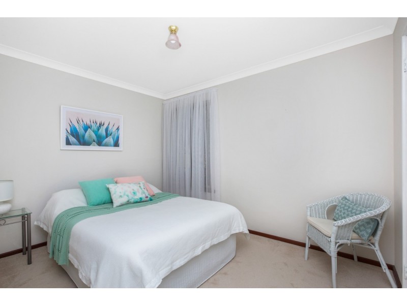 116 Le Souef Drive, Kardinya WA 6163