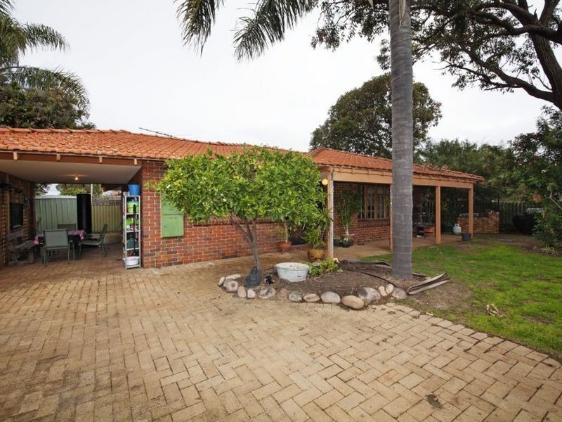 11A North Lake Road, Alfred Cove WA 6154