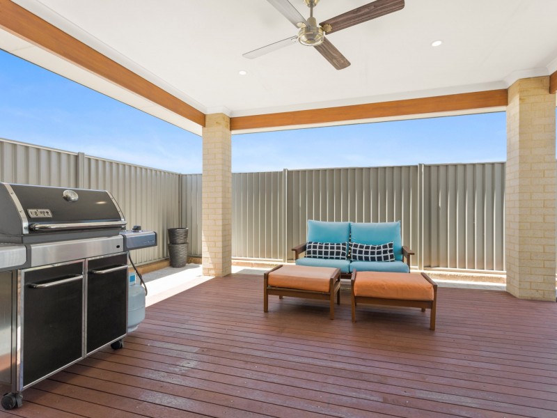 120 Honeywood Avenue, Wandi WA 6167