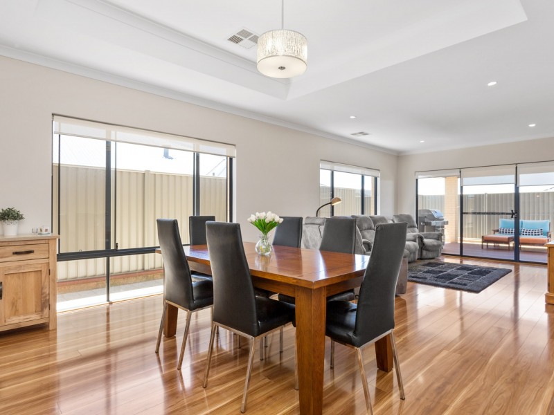 120 Honeywood Avenue, Wandi WA 6167