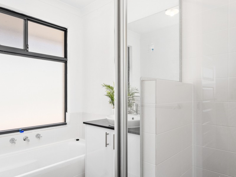 120 Honeywood Avenue, Wandi WA 6167