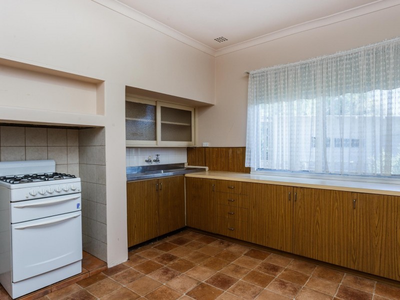 57 Snook Crescent, Hilton WA 6163