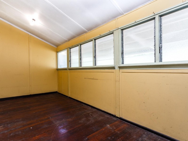 57 Snook Crescent, Hilton WA 6163