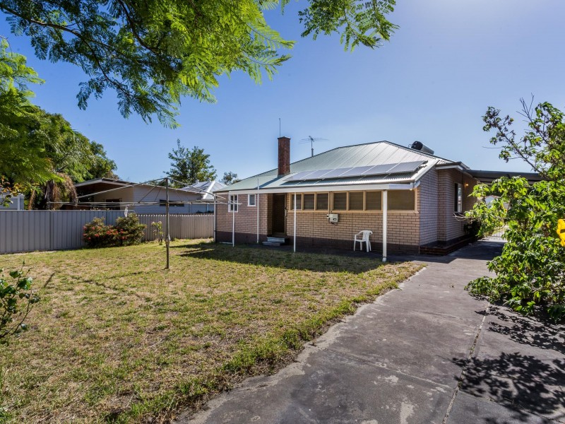 57 Snook Crescent, Hilton WA 6163