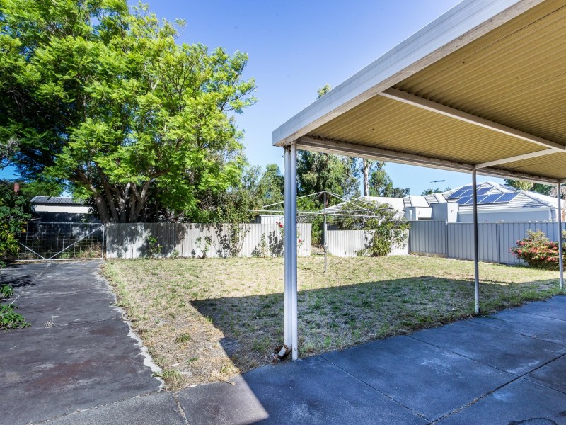 57 Snook Crescent, Hilton WA 6163