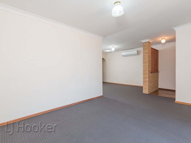 8/9-11 Mallard Way, Cannington WA 6107