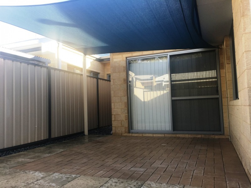 9/99 Lowanna Way, Armadale WA 6112
