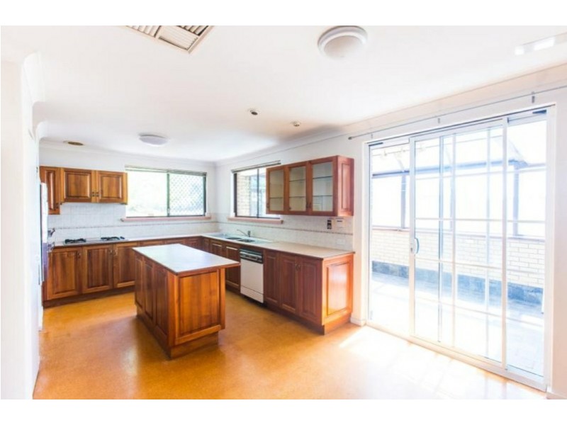 7 Canary Place, Kardinya WA 6163