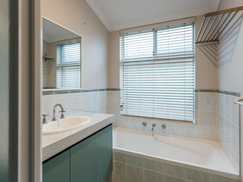 135 Parkway Road, Bibra Lake WA 6163