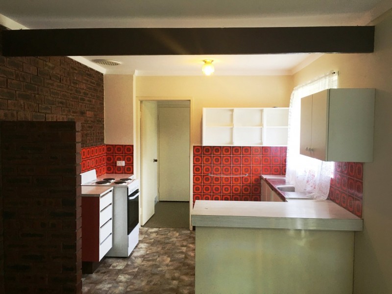 135 Parkway Road, Bibra Lake WA 6163