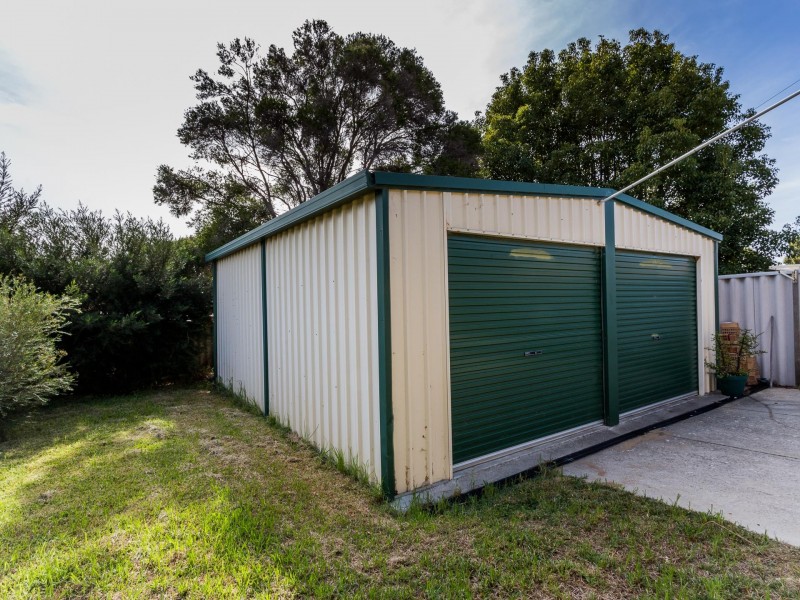 12a Claygate Road, Hamilton Hill WA 6163