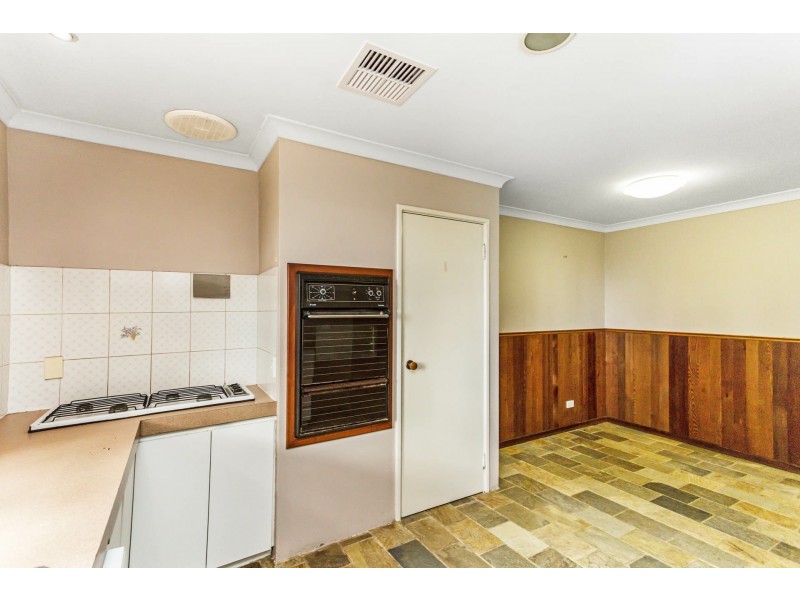 11 & 11a North Lake Road, Alfred Cove WA 6154