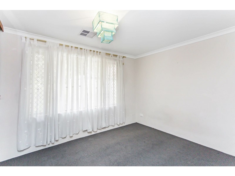 11 & 11a North Lake Road, Alfred Cove WA 6154