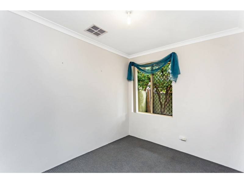 11 & 11a North Lake Road, Alfred Cove WA 6154