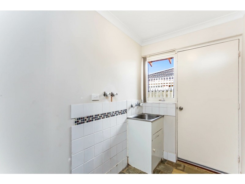 11 & 11a North Lake Road, Alfred Cove WA 6154