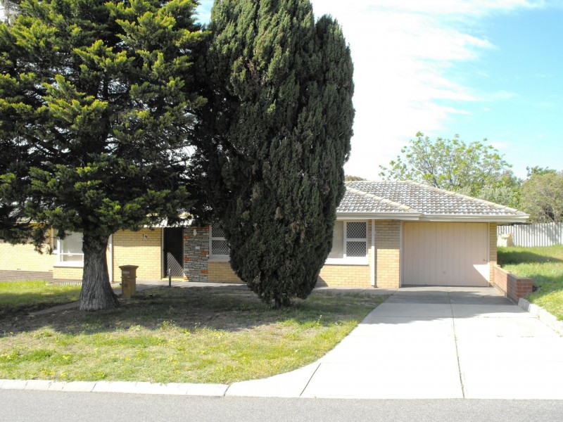 19 Ives Street, Hamilton Hill WA 6163