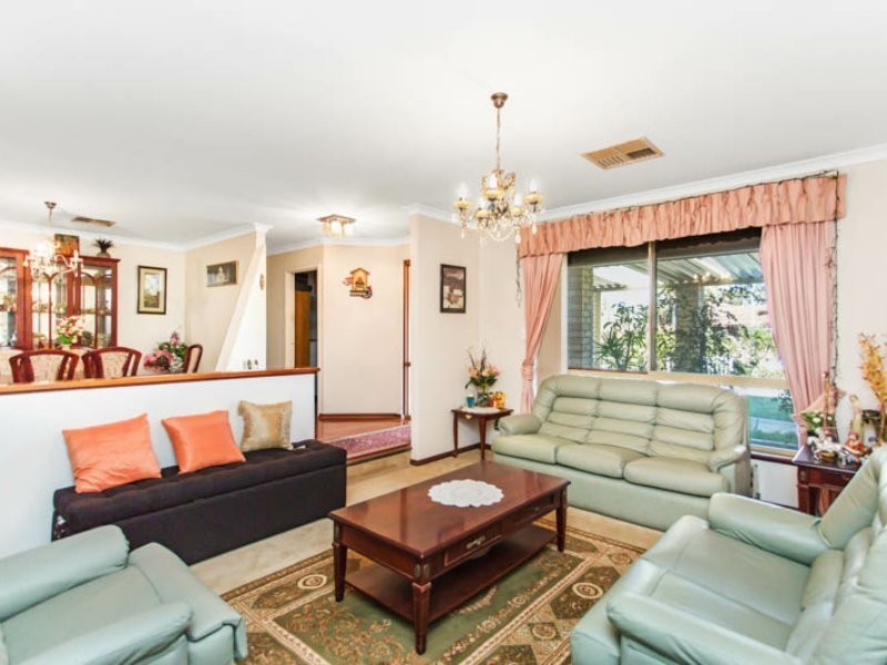 6 Bowman Court, Kardinya WA 6163