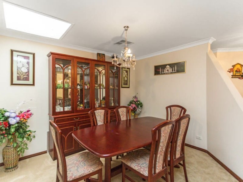 6 Bowman Court, Kardinya WA 6163